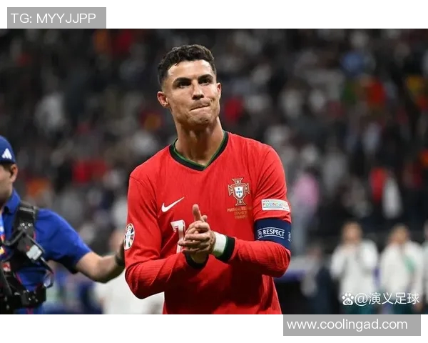 梅西与C罗在欧洲杯的巅峰对决谁能书写传奇新篇章 梅西与C罗在欧洲杯的巅峰对决谁能书写传奇新篇章